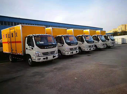 万年爆破器材运输车