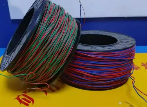 万年放炮线的主要材质有哪些？不同材质的适用场景有何区别？